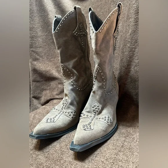 Roper Dress Boots - Picture 2 of 14